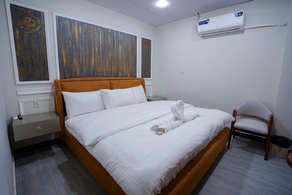 King Room